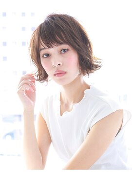 ビューティーアンドケアカロン(Beauty and Care CALON) 【銀座】パールのようなツヤめきのあるグレージュカラー