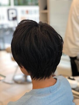 ミーティア バイ クアトロ(Meteor By QUATRO) 【QUATRO戸塚立場】束感ショート　安田和正