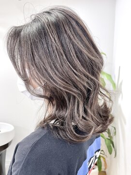 ドレ(DORE) グレージュ【バレイヤージュ、レイヤーミディアム】