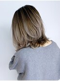グレーバレイヤージュ_くびれヘアビタミンカラー_ba335911