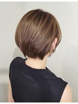 ベール(BALE) 丸みショート×シークレットハイライト【尾野恭平】