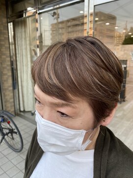 ヘアデザイン レオ(hair design leo) 白髪ぼかしハイライト