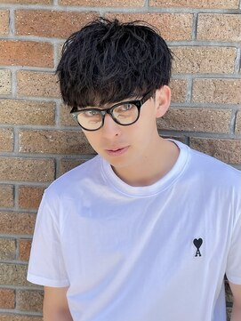 アーリー(Ali'i) 束感ショートツーブロックマッシュ波巻きハイライトメンズパーマ