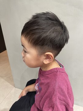 アメリ(ameri) 【ameri 仲丸】かっこかわいいツーブロキッズ☆