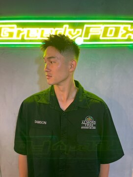 グリーディーフォックス 代々木(Greedy FOX) 波巻き/ハイライト/マッシュパーマ/ウルフ[シェービング]