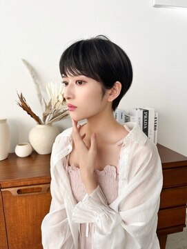 ラフィス ヘアー リノ 三宮店(La fith hair lino) 【La fith】丸みショート×クリアブラック