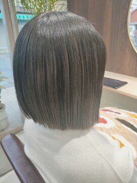 ラーゴムエーベスト(LAGOM ar bast) プリンが気にならないデザインカラー