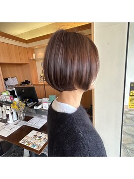 シャンプー ボーイ 宮崎柳丸店(SHAMPOO BOY) 前下がりボブ