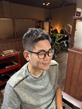 カットスペース キャロル(CUT SPACE CAROL) ショート