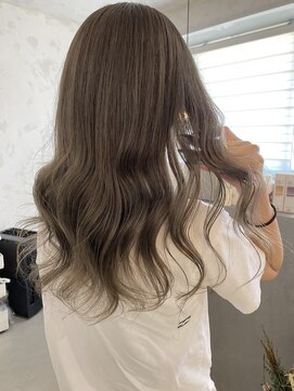 プルメリアドット(Plumeria.) スモーキーベージュ