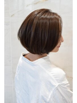 ハリス(Harris) ワンサイドショート/ボブ/ブランジュ/ダブルバンク 表参道/青山