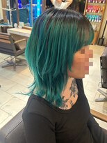 ヘアリゾート粋 ティガ 池袋店(tiga)&nbsp;ミディアムレイヤー/デザインカラー/ターコイズ