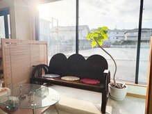 ハート(H+art)の雰囲気(光がさす店内で、リラックスできます)