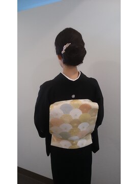 横濱ハイカラ美容院(haikara美容院) シニョンヘア