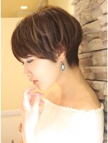 レウナ 外苑前(Reuna)&nbsp;【30代40代50代】丸みが綺麗なハンサムマッシュショート