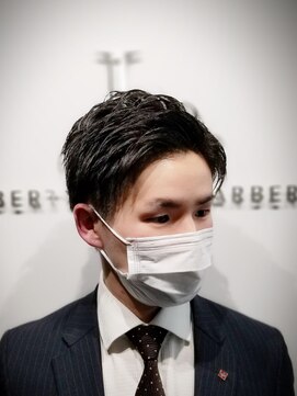 リバティシェアバーバー 銀座(LIBERTY SHARE BARBER) 【ビジネスマンにも人気】アップバンクツーブロックスタイル