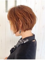 ラウレア(Laule'a)&nbsp;えり足スッキリ前下がりショートボブ