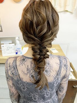 キューズ クラブ(cuz KLUB) 【cuzKLUB】編み下ろしヘアセット＊池袋