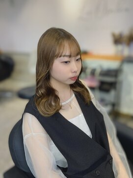 リーオオサカ(Lee Osaka) 韓国風×ヘーゼルブラウン/アリサ