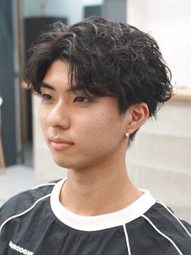 マール 矢場町(MARL) メンズラルフサーフカールパーマセンターパート