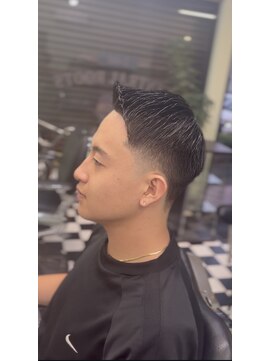 アモーレ メンズカット+スキンフェード