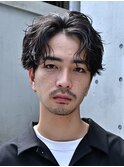原宿緩めツイストスパイラルパーマビジネスセンターパートヘア