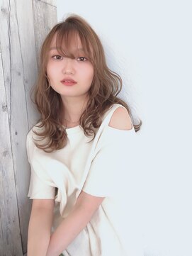 ネバーバイリンクス(NEVAR by LINKTH) 韓国風くびれミディ×シースルー前髪ベージュ