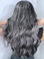 ブレイズヘアー(BLAZEhair) 【脱白髪染め】ホワイトバレイヤージュ×ブリーチ2回