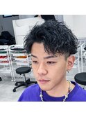 刈り上げセンターパート/波巻きツイストスパイラル/南堀江