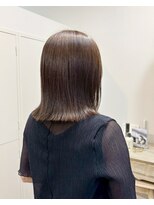 ロッカ(ROCCA)&nbsp;透明感ストレートミディ
