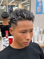 ルースト 南堀江店(ROOST) 刈り上げセンターパート/波巻きツイストスパイラル/南堀江