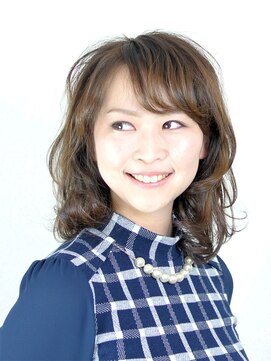 ヘアアンドリラクゼーション シャッセ(Hair&Relaxation SASE) ミセスにおススメ♪髪にふんわり感を出すパーマスタイル