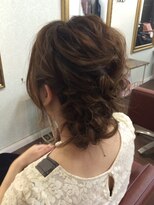 モッカ(mocca)&nbsp;編み込みゆるアップ