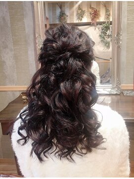 シオン(sHioN) ヘアセット