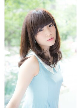 ステージ(STAGE) ペールベージュセクションカラーグラデーションカラー外ハネボブ