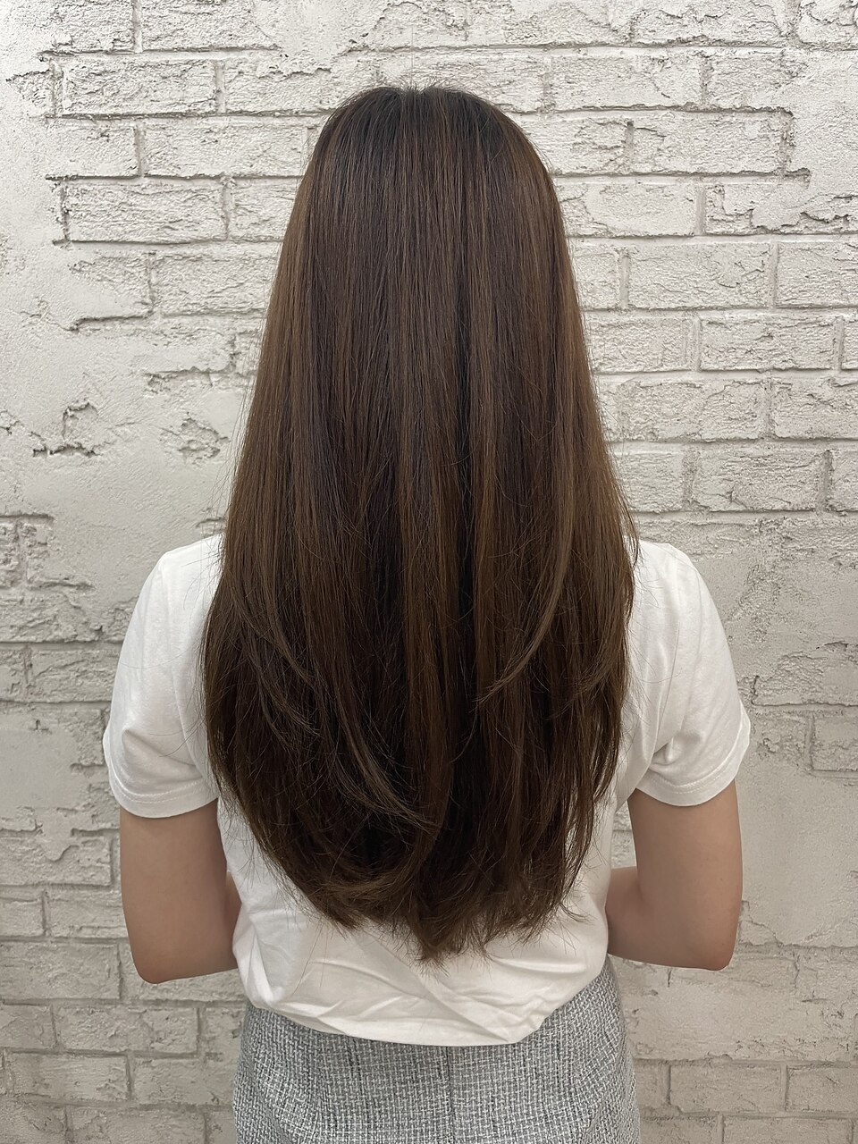 大人美人顔周りハイレイヤー茶髪ロング：L187369095