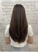 大人美人顔周りハイレイヤー茶髪ロング