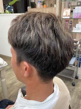 アルターリール(aL ter Rire) ハイライト/マッシュパーマ/ウルフ/アッシュブラック/中村郁未