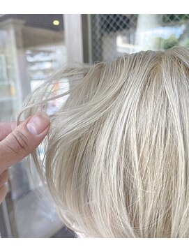 ティエル(TieLu) ケアブリーチ×塩基性mix ×外国人風カラー