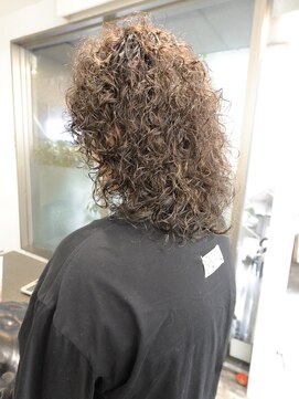 レコ 渋谷(LECO) ロングハードウェーブパーマレイヤースタイル