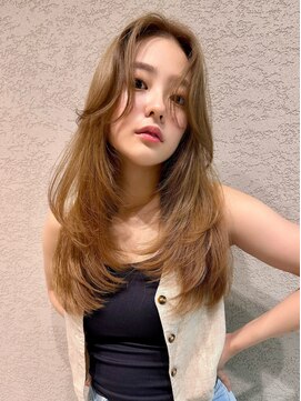 ロンド アンブル 四条烏丸(Lond ambre) ふわっとしたエアリーな質感はレイヤーカットのおかげ