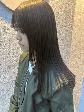 グリージョ(grigio) 切りっぱなしストレート