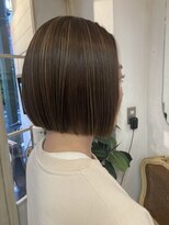 アミュレ(Amule)&nbsp;抜け感フォギーベージュ細めハイライト美シルエットボブカット