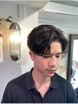 メゾンフォーメン 心斎橋店(Maison for men) センターパート/刈り上げ/ニュアンスパーマ/フェザーパーマ