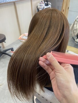 イロプラス( IRO＋) ストレート/セミロング