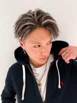 ルーシー 渋谷(LUCEY) ツイストハーフバックホワイトメッシュパイルツイストパーマ
