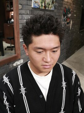 ブッダパーマ/テーパーフェード/仏陀パーマ/ソフトアフロ