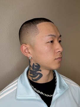 クオンヒール 淀屋橋店(QUON HEAL) イージーパーマ/バズ/スキンフェード△