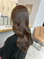 ヴェーレン(Wehlen)&nbsp;ショコラグレージュ　韓国風艶髪ロング　くびれ