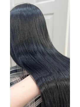 ロエネ(LOENE) うるちゅるブルーブラックカラー